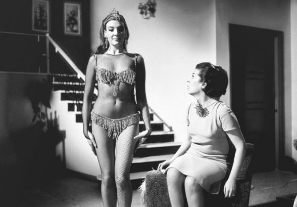 Μάρω Κοντού: Το εντυπωσιακό στριπτίζ και οι ατάκες του Αθηνόδωρου Προύσαλη