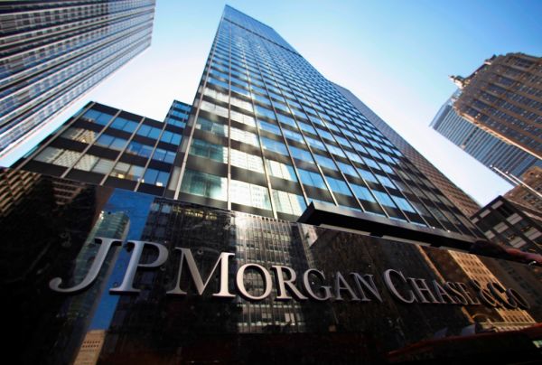 JP Morgan: Γιατί σταματά τη χρηματοδότηση Ρεπουμπλικανών βουλευτών