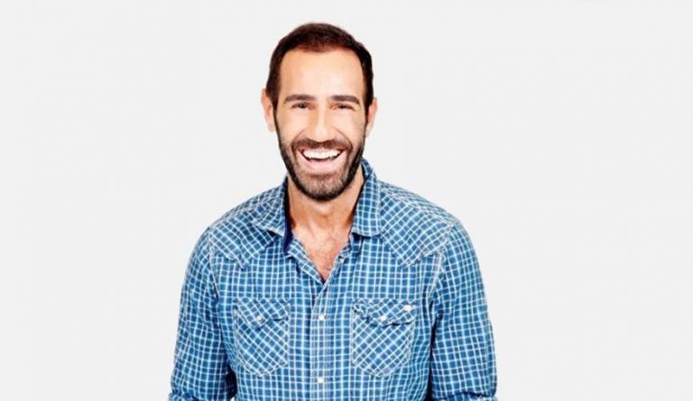 Ποιο είναι το πραγματικό όνομα του Αντώνη Κανάκη;