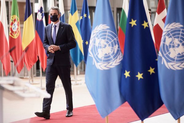 Σύνοδος Κορυφής: Δείτε live τη συνέντευξη Τύπου του πρωθυπουργού