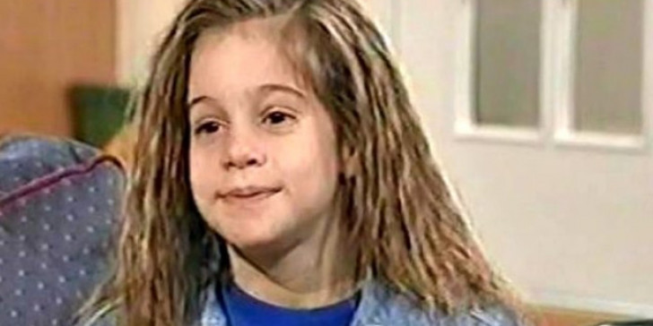 Κορίνα Δαμουλιάνου: Πώς είναι σήμερα το κοριτσάκι του «Πάτερ Ημών»