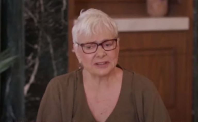 Ξένια Καλογεροπούλου: Τα δύσκολα χρόνια με τον Φέρτη και η απόπειρα αυτοκτονίας του πατέρα της