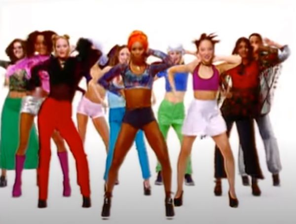 H «Macarena» έγινε 25 χρονών και το γιορτάζει