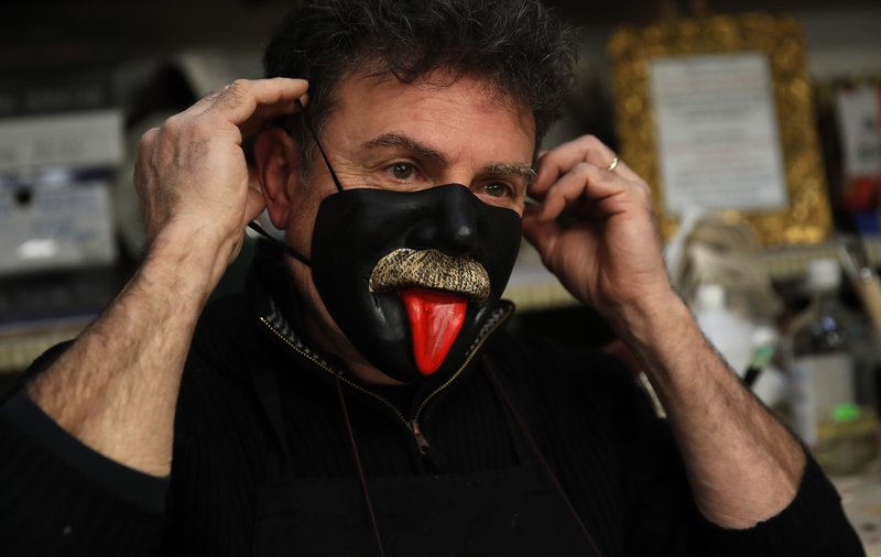 Ιταλία – Covid 19: Καταργεί τις μάσκες στους εξωτερικούς χώρους