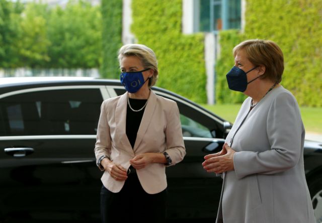 Μέρκελ – φον ντερ Λάιεν: «Ναι» στη συνέχεια της συμφωνία με την Τουρκία για το προσφυγικό