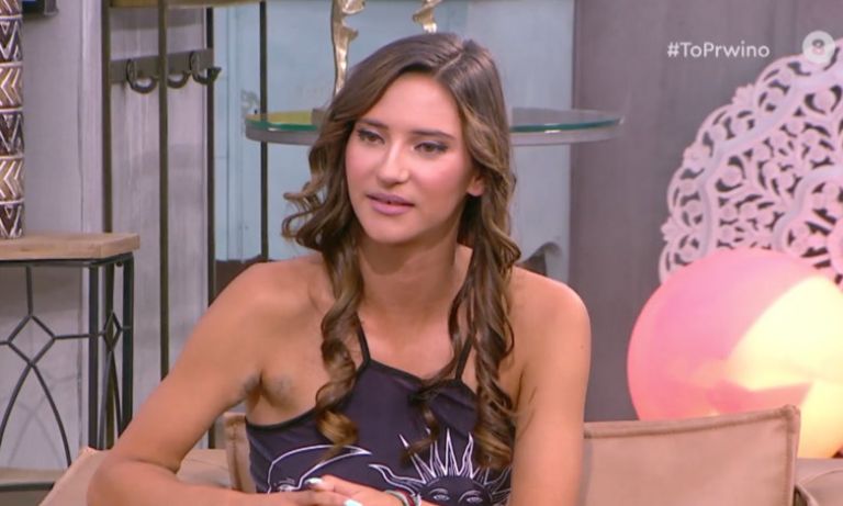 Η Φάρμα: Η «Μαρία η Αγρότισσα» μίλησε για το bullying που δέχεται και για τα σημάδια στα χέρια της