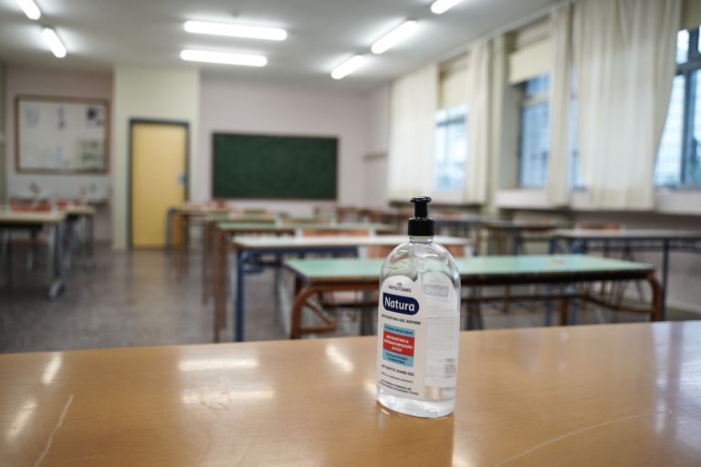 Πανελλαδικές 2021: Αυτά είναι τα θέματα σε Ηλεκτροτεχνία 2, Ιστορία Σύγχρονης Τέχνης, Ναυτικό Δίκαιο