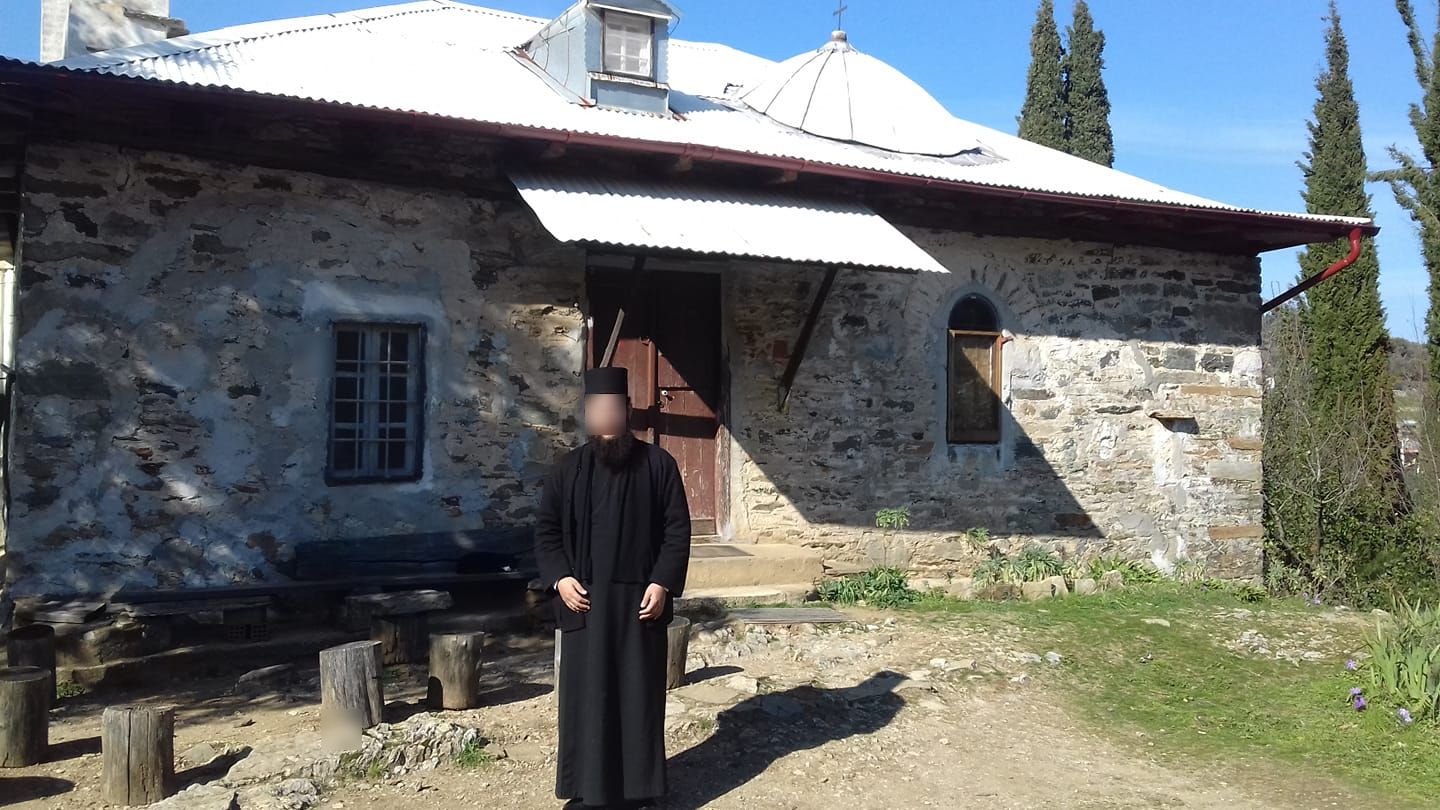 Μονή Πετράκη: Βίος και πολιτεία ο 37χρονος ιερομόναχος-δράστης της επίθεσης