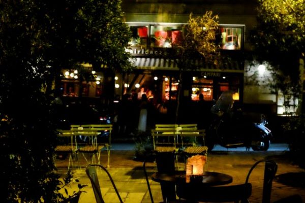 Μαγαζιά για εμβολιασμένους και μη: Τι θα ισχύει για εργαζόμενους – πελάτες