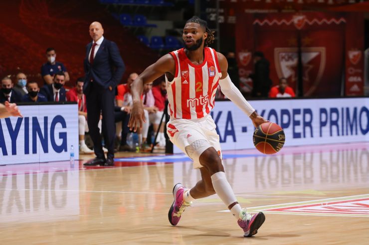 Ολυμπιακός: Τον Γουόλντεν του Ερυθρού Αστέρα παρακολουθεί ο Μπαρτζώκας