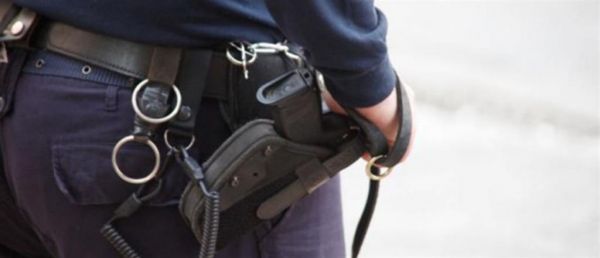 Θεσσαλονίκη: Αστυνομικός ξέχασε το όπλο του μέσα σε ζαχαροπλαστείο