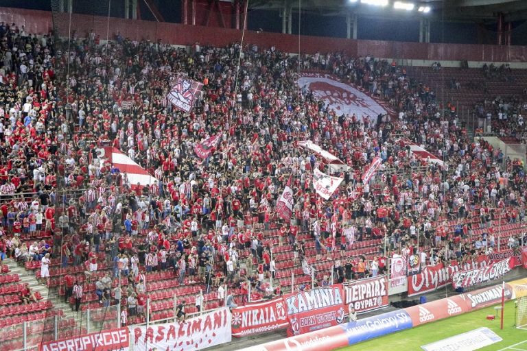 Οριστικό: Μόνο όσοι έχουν εμβολιαστεί θα μπαίνουν στα γήπεδα – Τι ανακοίνωσε ο Ολυμπιακός