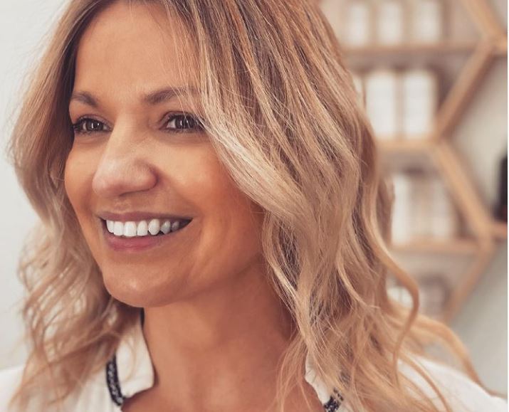 Παναγιώτα Βλαντή: Οι πρώτες φωτογραφίες από τον παραμυθένιο γάμο της στην Ύδρα