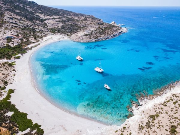 Στο top 5 της Ε.Ε. η Ελλάδα σε ύδατα κολύμβησης «εξαιρετικής ποιότητας»