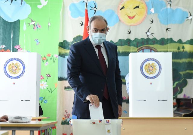 Αρμενία: Ευρύ προβάδισμα για το κόμμα του Πασινιάν καταγράφουν τα πρώτα αποτελέσματα
