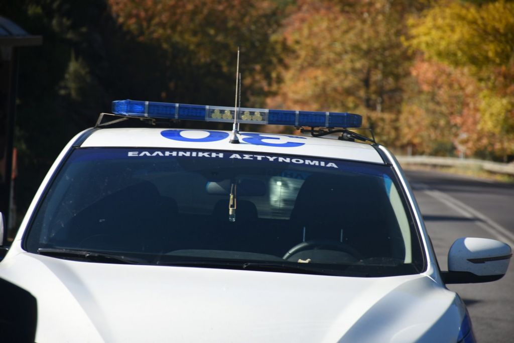 Ζάκυνθος: Παραδόθηκε η φερόμενη ως «τσιλιαδόρος» για τη δολοφονία της 37χρονης