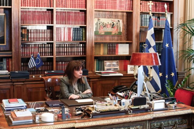 Τηλεφωνική επικοινωνία Σακελλαροπούλου με τον πρόεδρο του Ισραήλ