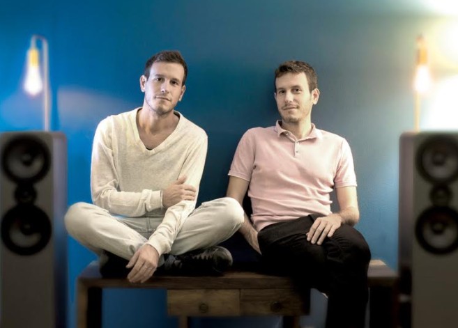 Ρεμπώτικα: Μιχάλης και Παντελής Καλογεράκης στο λόγο των Νυμφών στο Θησείο