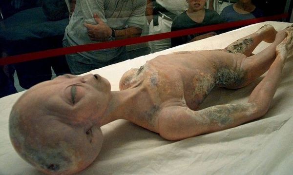 Εξωγήινος του Ρόσγουελ: Σε δημοπρασία καρέ από το φιλμ του 1947