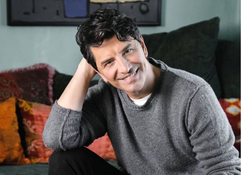 Σάκης Ρουβάς: Ο τραγουδιστής έκανε την πιο γλυκιά ανάρτηση για τη Γιορτή του Πατέρα