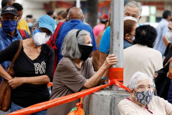 Ρωσία: Κορυφώνεται η πανδημία – Το ποσοστό ανοσίας στη Μόσχα