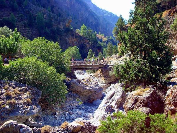 Χανιά: Κλείνει λόγω καύσωνα το Φαράγγι της Σαμαριάς