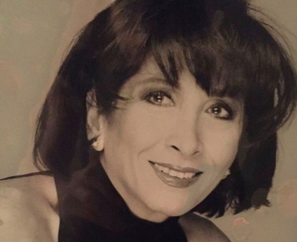 Νίτσα Σαπουντζή: Έφυγε από τη ζωή η θρυλική μορφή της μόδας των ’80ς