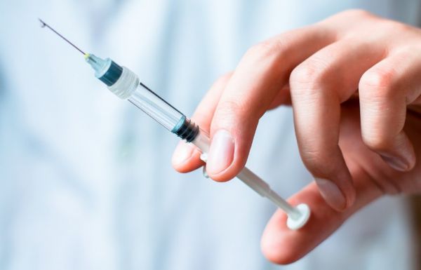 Μυτιλήνη: Απίστευτη καταγγελία – Πήγαν να του κάνουν ένεση σε κοινή θέα