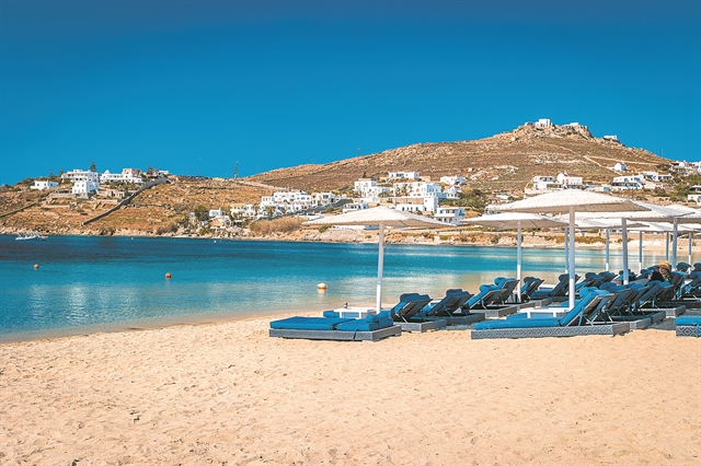 Airbnb: Πού θα πάνε οι Έλληνες το τριήμερο του Αγίου Πνεύματος - Στο «κόκκινο» οι κρατήσεις