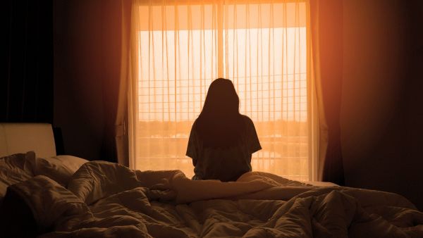 Βρετανία: Πολύ διαδεδομένοι οι βιασμοί εις βάρος γυναικών στη διάρκεια του ύπνου τους