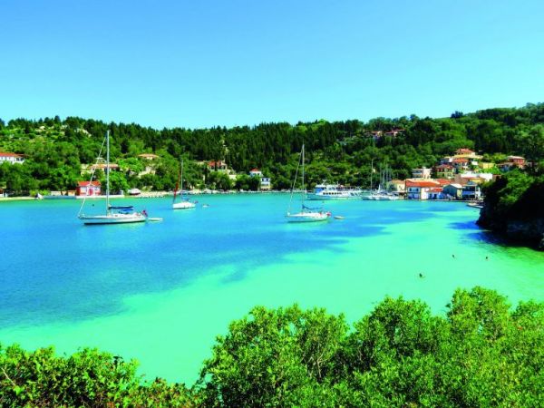 Κοινωνικός Τουρισμός: Φθηνές διακοπές για 300.000 εργαζόμενους και άνεργους – Πότε εκπνέει η προθεσμία