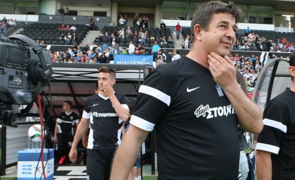 Ξέσπασε ο Δημήτρης Σκαρτάδος: «Καλύτερα σουβλάκια, παρά ρουφιάνος και γλείφτης!»