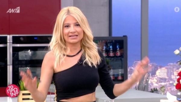 Φαίη Σκορδά: Η viral στιγμή που αποκάλυψε τι της κάνει… κου κου