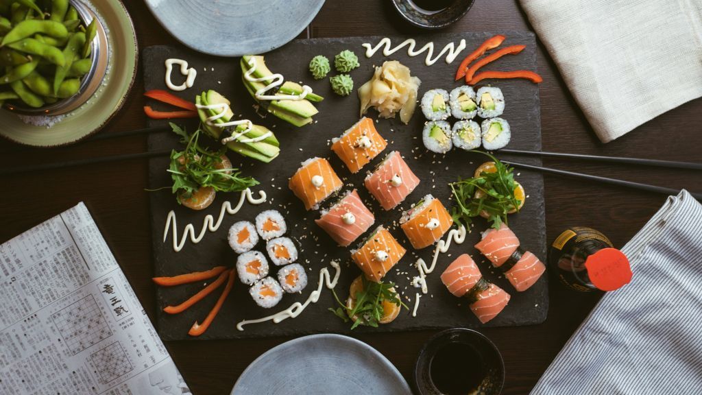 Ποια είναι τα είδη σούσι και τι προσέχουμε πριν τα καταναλώσουμε