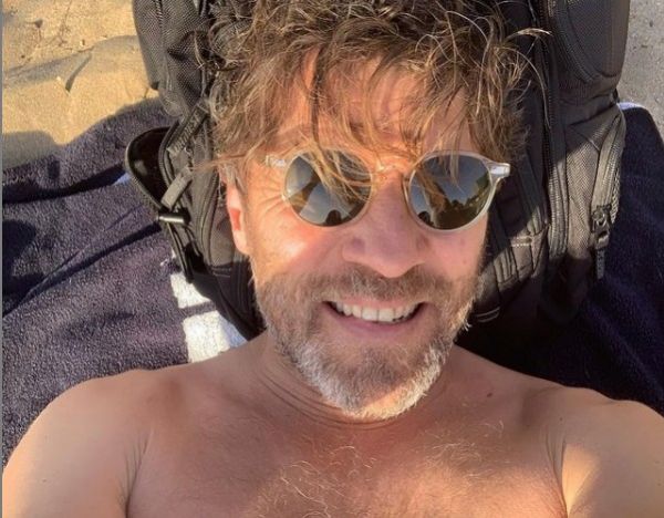 Ο Γιάννης Στάνκογλου γδύθηκε για να μας δείξει το τατουάζ του