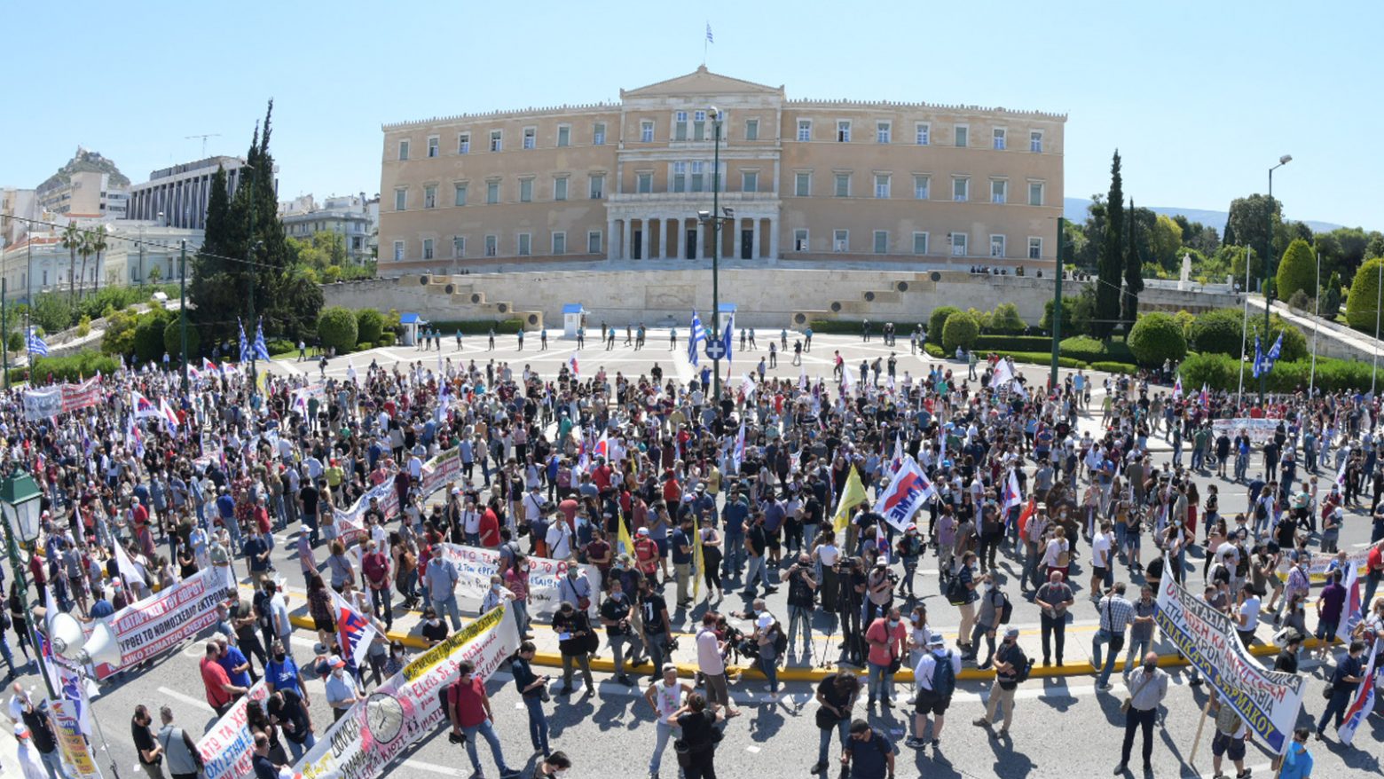 Απεργία: Ολοκληρώθηκαν οι συγκεντρώσεις ενάντια στο εργασιακό νομοσχέδιο - Νέα συλλαλητήρια το απόγευμα
