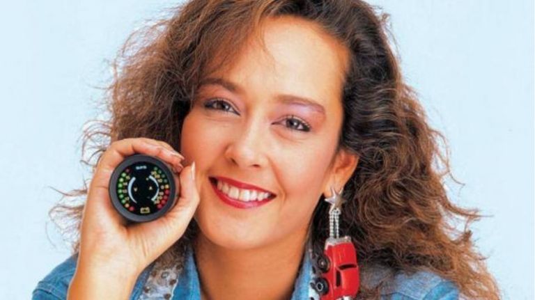 Τέτα Ντούζου: Που βρίσκεται σήμερα η δημοφιλής πρωταγωνίστρια της δεκαετίας του 80;