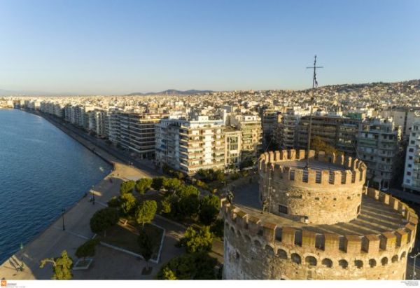 Θεσσαλονίκη: Αυτό είναι το πρώτο κρουαζιερόπλοιο που έδεσε στο λιμάνι