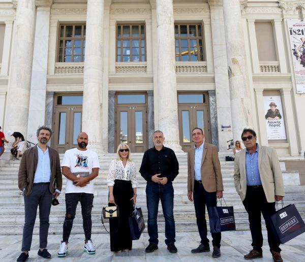 Μνημόνιο συνεργασίας Δημοτικού Θεάτρου Πειραιά και Θεάτρου «Απόλλων» Ερμούπολης Σύρου
