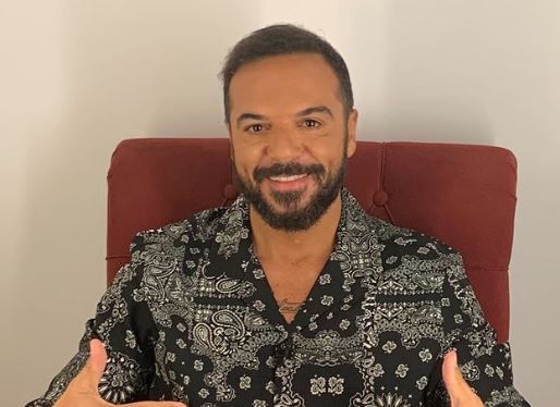 Τριαντάφυλλος: Η οικογενειακή φωτογραφία από τα γενέθλια του που συγκίνησε τους θαυμαστές του