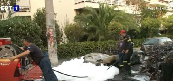 Καβούρι: Απορριμματοφόρο συγκρούστηκε με ταξί – Εκρήξεις και φωτιά
