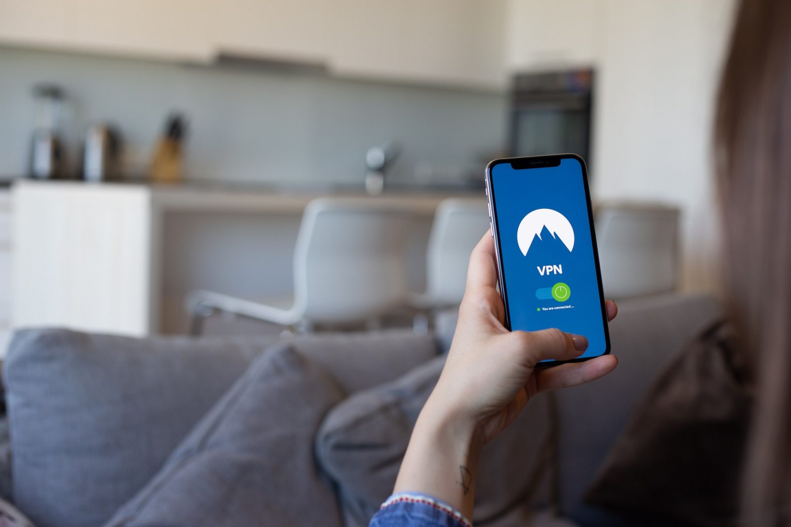 FoneTracker: Η εφαρμογή που μας επιτρέπει να κατασκοπεύσουμε τη συσκευή κάποιου