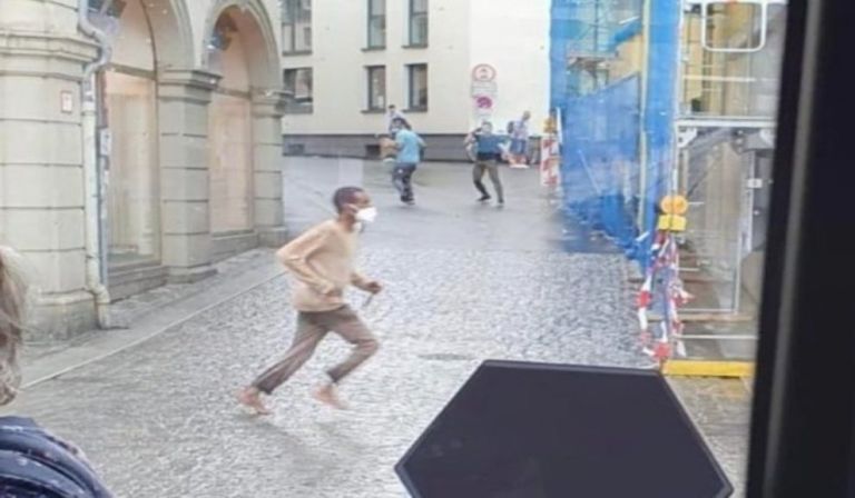 Γερμανία: Πιθανόν ισλαμιστικό το κίνητρο του μακελειού στο Βίρτσμπουργκ