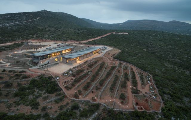 Στη Βουλή η τροπολογία για τη διατήρηση του μειωμένου ΦΠΑ σε πέντε νησιά του Αιγαίου