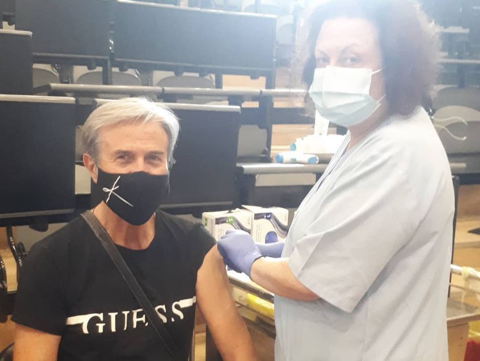 Τάκης Χρυσικάκος: Στο νοσοκομείο ο ηθοποιός - Είχε κάνει το εμβόλιο κατά του κοροναϊού