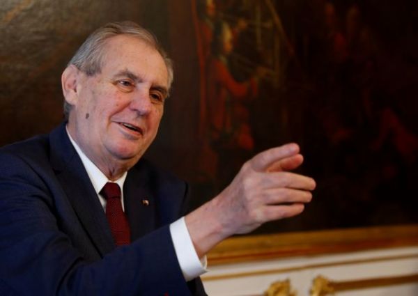 Ο πρόεδρος της Τσεχίας Μίλος Ζέμαν χαρακτήρισε «αηδιαστικά» τα διεμφυλικά άτομα