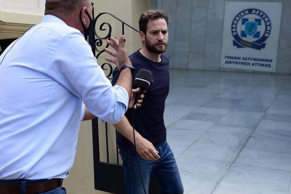 Εγκλημα στα Γλυκά Νερά: Κατηγορούμενος για ανθρωποκτονία από πρόθεση ο σύζυγος της Καρολάιν