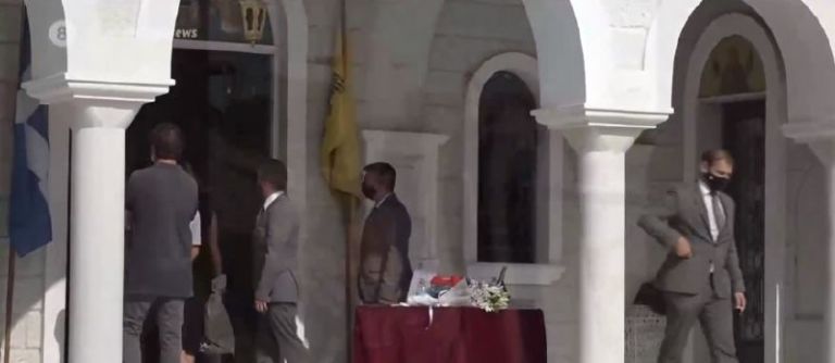 Σταύρος Δογιάκης: Βαρύ πένθος στην κηδεία