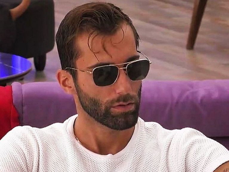 Δημήτρης Κεχαγιάς: Στη Μύκονο με γνωστή τραγουδίστρια ο πρώην παίκτης του Big Brother