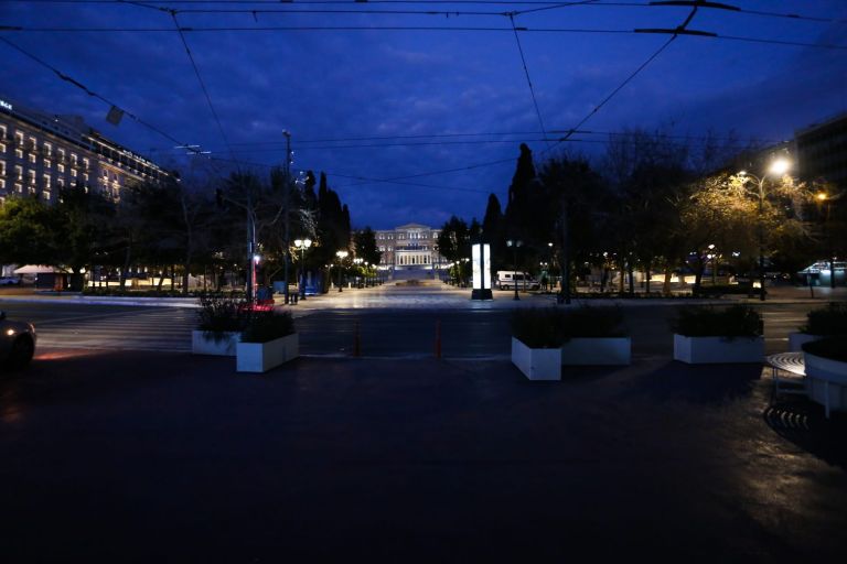 Απαγόρευση κυκλοφορίας: Μέχρι πότε θα βρίσκεται σε ισχύ – Τι θα γίνει με τα νυχτερινά κέντρα;
